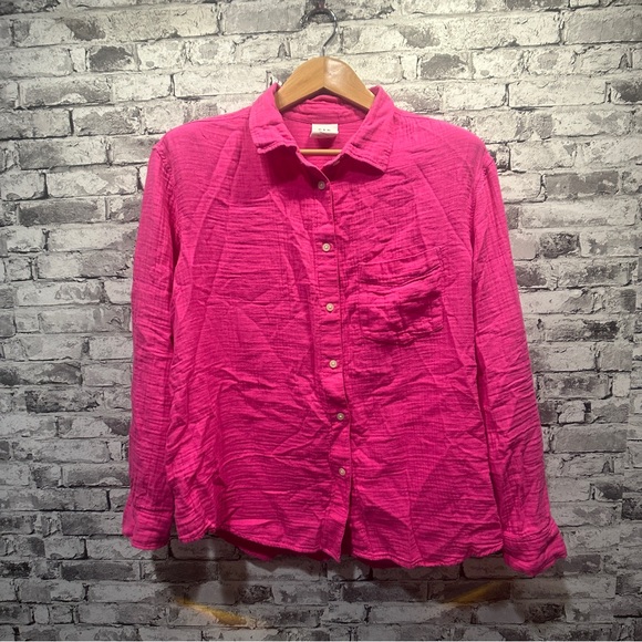 GAP Tops - EUC GAP Pink Button-Down Shirt Size L